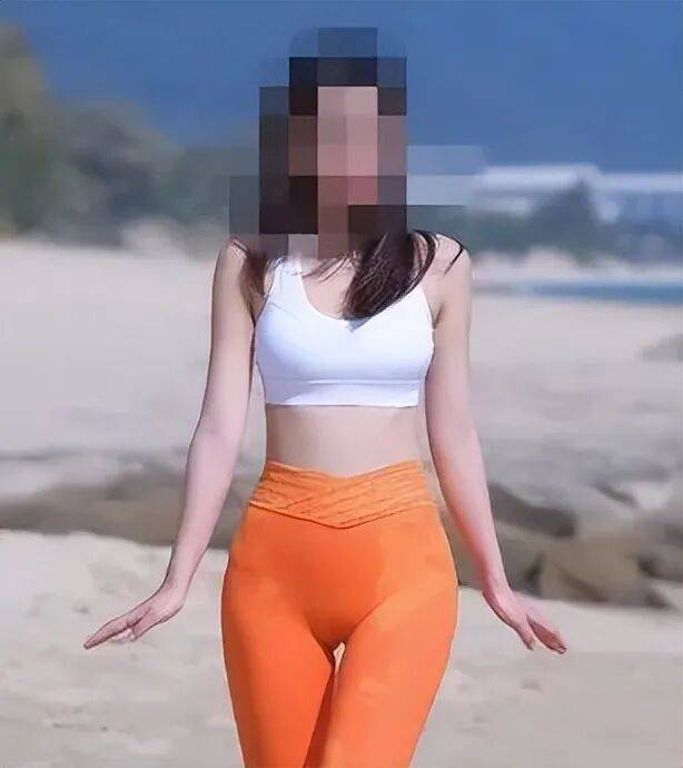 原創(chuàng)在健身房健身的女性，到底要不要穿內(nèi)褲？