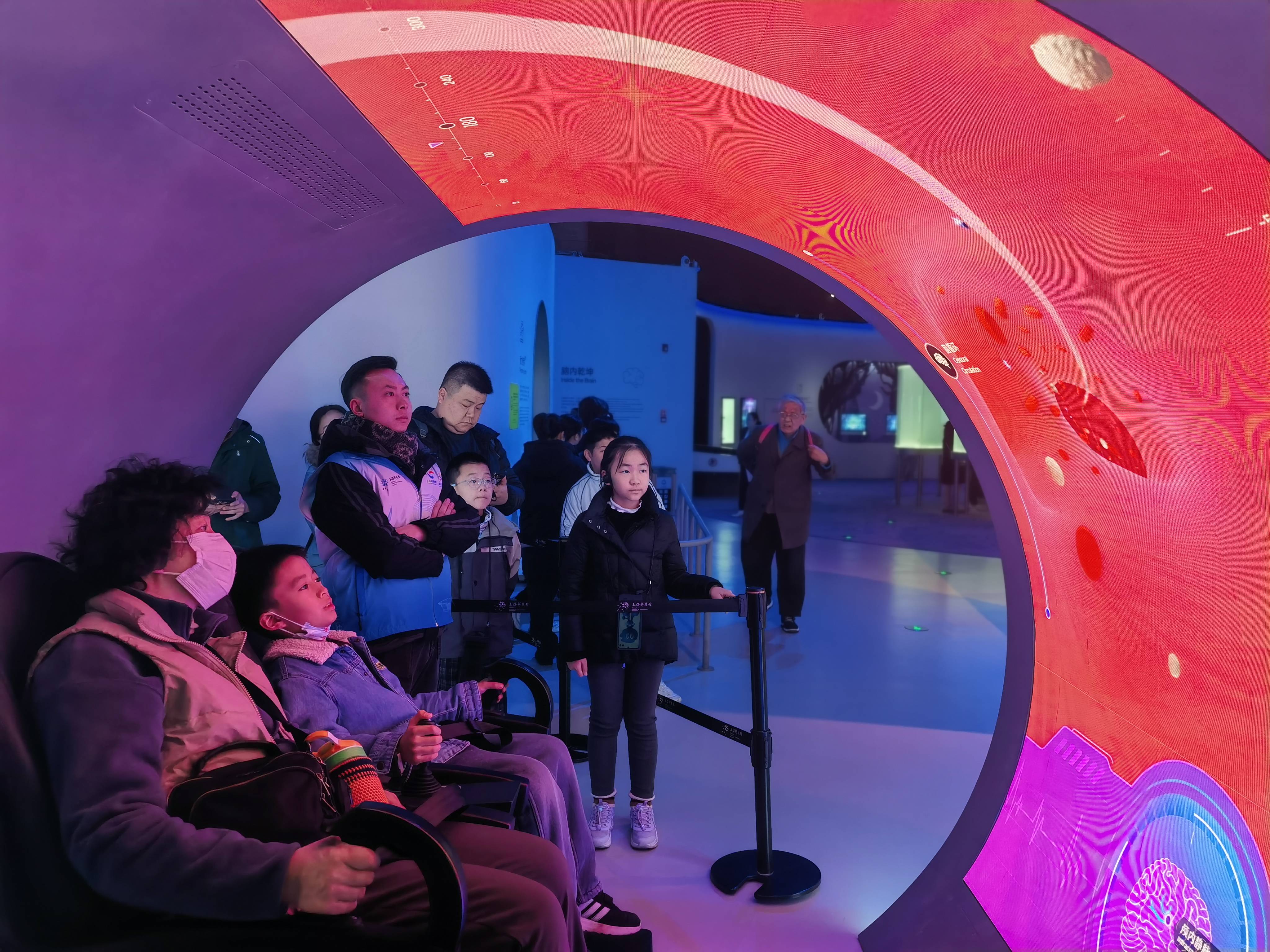 以科技之鑰打開新年：上?？萍拣^啟動試運行