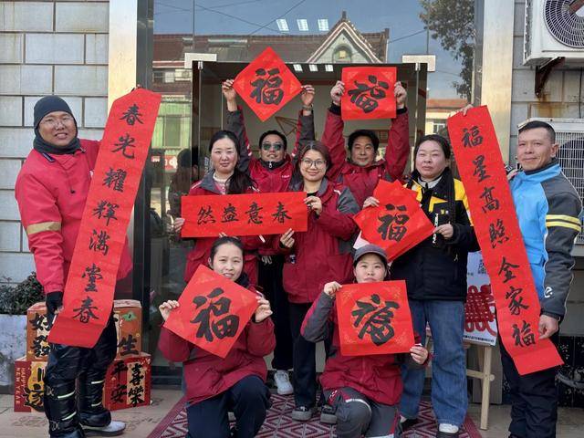 共赴暖心之約！浦東為“城市美容師”“守護者”送上新春溫暖