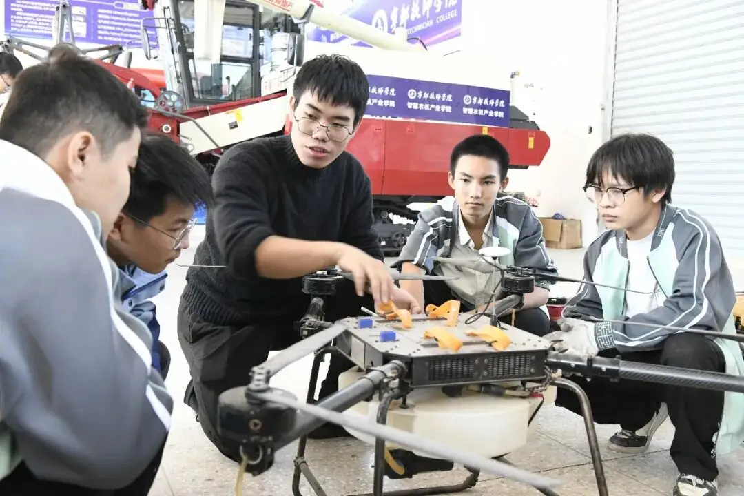 【回望再前行】厚植文化教育沃土擦亮“文鄉(xiāng)詩國(guó)”品牌