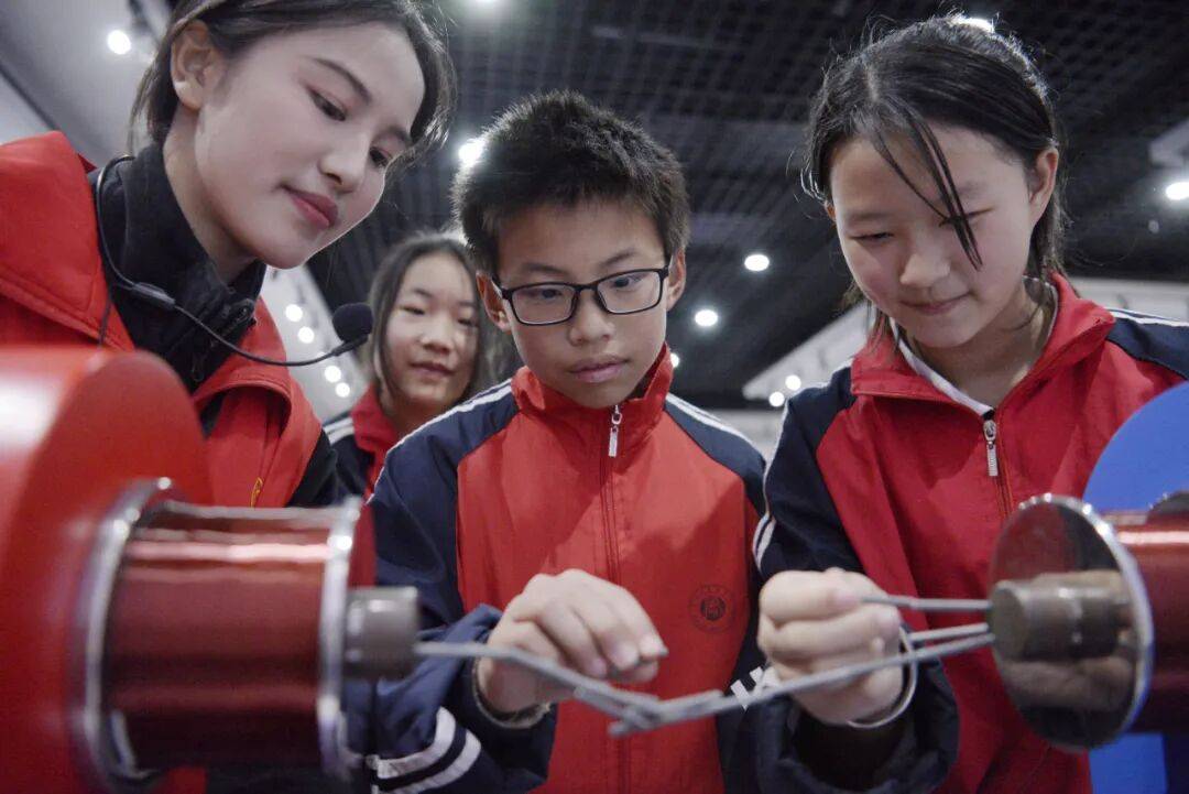 【回望再前行】厚植文化教育沃土擦亮“文鄉(xiāng)詩國(guó)”品牌