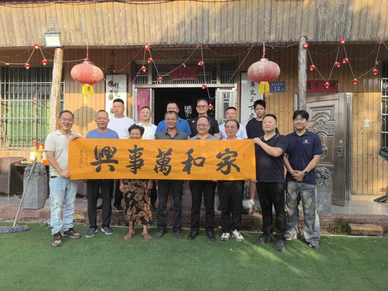 扎根人民 書法“五進(jìn)”——曾昭才先生的藝術(shù)堅(jiān)守與人民情懷