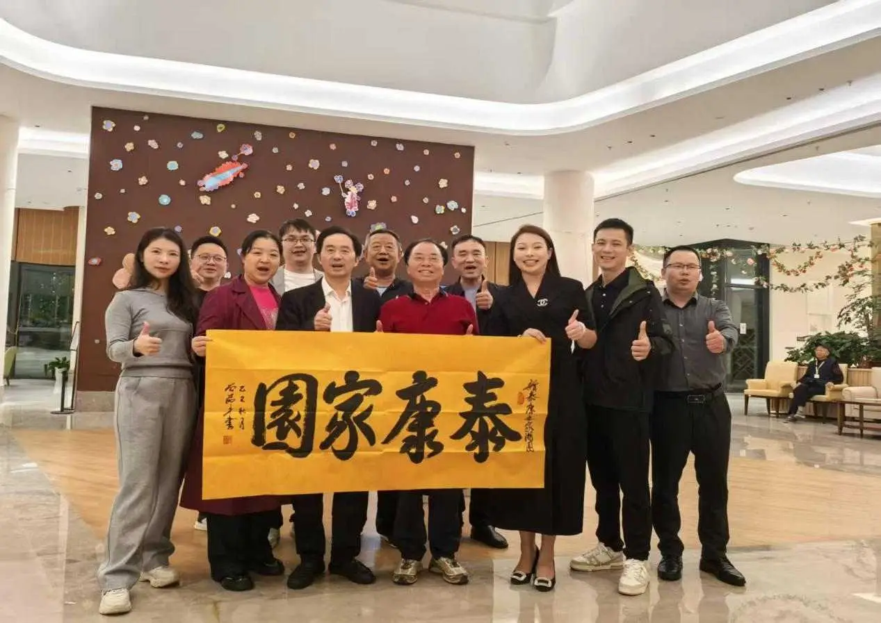 扎根人民 書法“五進(jìn)”——曾昭才先生的藝術(shù)堅(jiān)守與人民情懷