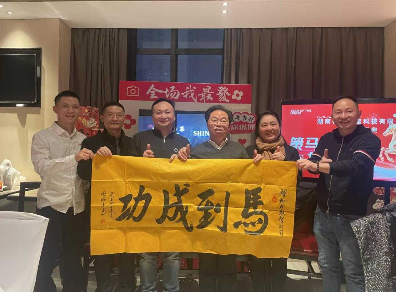 扎根人民 書法“五進(jìn)”——曾昭才先生的藝術(shù)堅(jiān)守與人民情懷