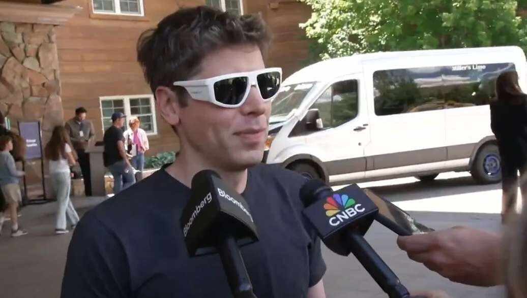 The Information：OpenAI在研智能眼鏡，或在2028年量產