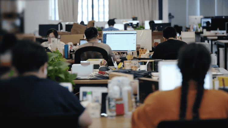 原創(chuàng)00后主動相親、知識女性要彩禮……年輕人婚戀觀又變了