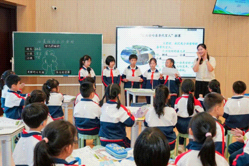 教育資源配置如何適應(yīng)人口變化？代表委員這樣熱議 | 聚焦基礎(chǔ)教育擴(kuò)優(yōu)提質(zhì)①