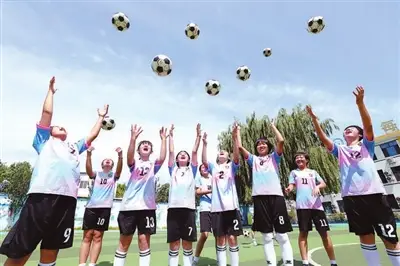 教育資源配置如何適應(yīng)人口變化？代表委員這樣熱議 | 聚焦基礎(chǔ)教育擴(kuò)優(yōu)提質(zhì)①