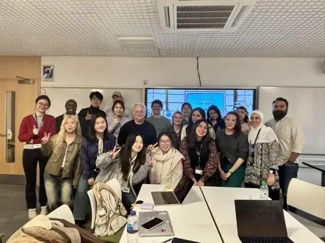 留學(xué)英國(guó)，帶給我的不是“更優(yōu)秀”，而是看清了這些事