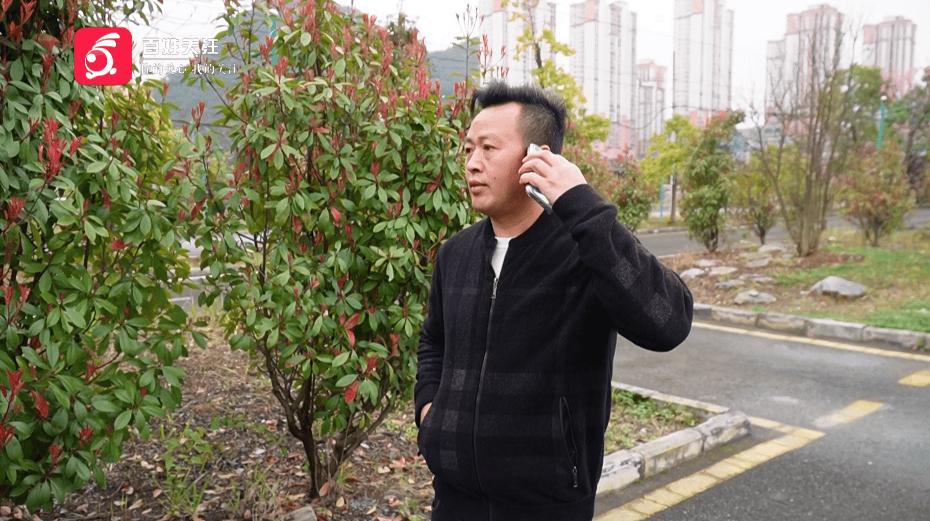 交3000元報(bào)名學(xué)車，兩年后回來(lái)駕?！罢舭l(fā)”！貴陽(yáng)一男子懵了：場(chǎng)地還在人卻沒了，學(xué)費(fèi)該咋辦……