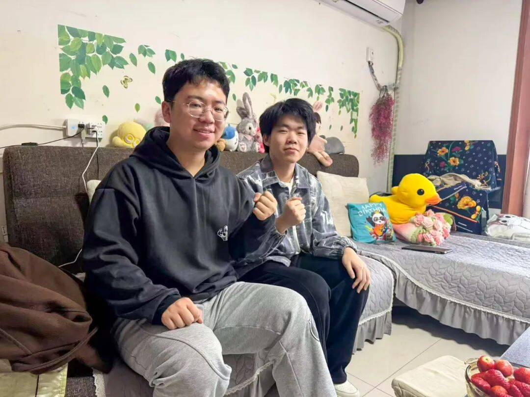 以溫情守護(hù)成長，石家莊精英中學(xué)開展家訪活動(dòng)