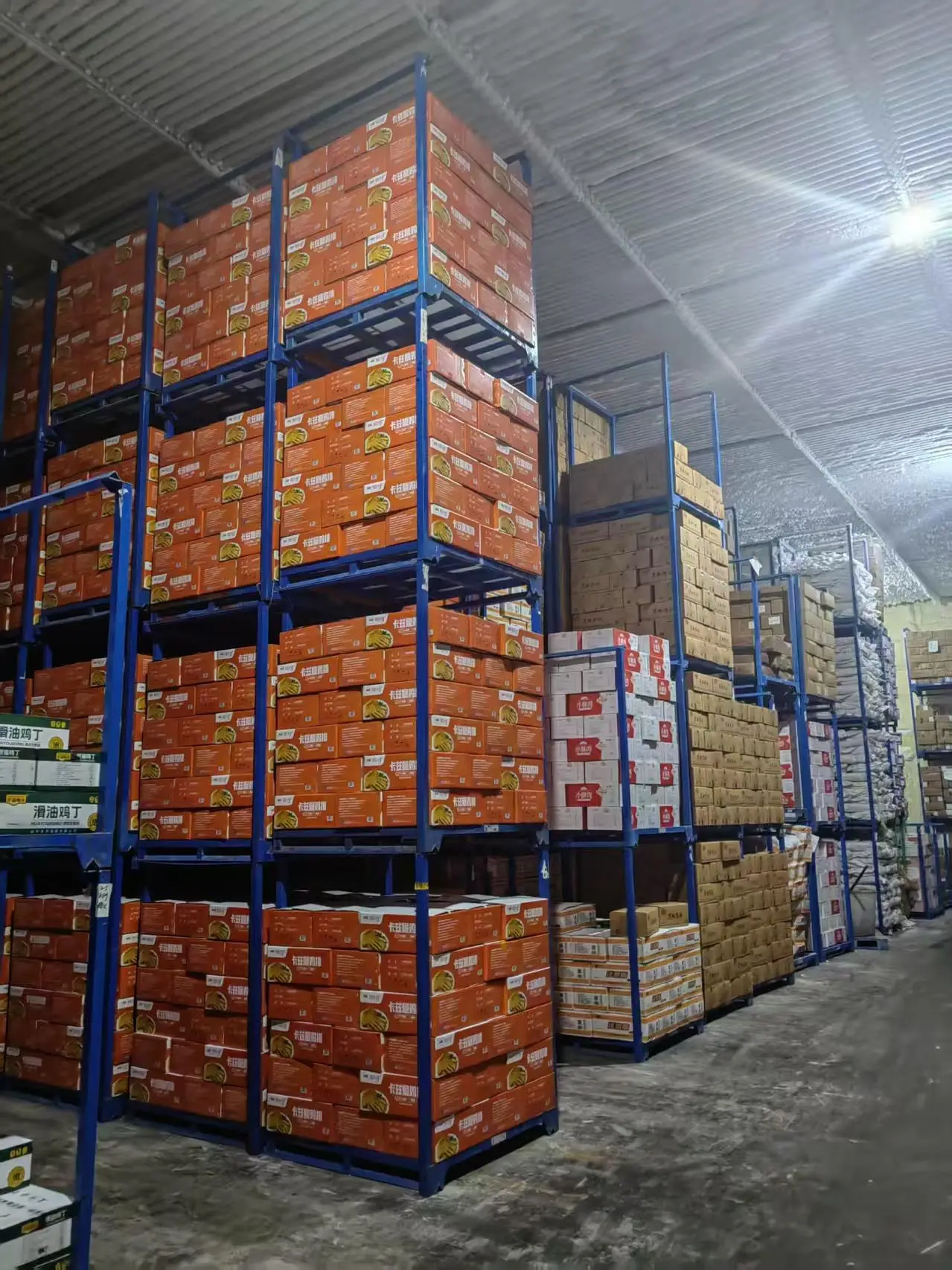 泰安市魯銘金屬制品有限公司：鋼制冷庫貨架/冷庫倉儲貨架/多功能冷庫貨架/冷鏈貨架/冷庫多功能貨架技術先驅者