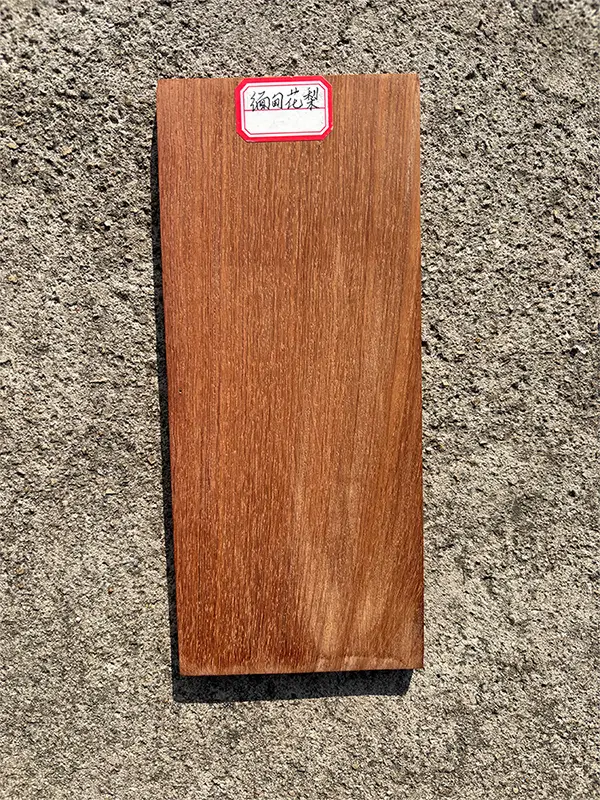 萊安華筑古建中式裝修5種常用材質(zhì)：非洲紫檀、緬甸柚木、緬甸花梨、小巴花、金絲楠木