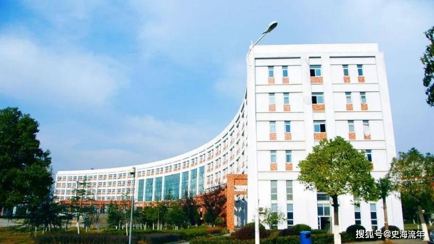 原創(chuàng)天價(jià)，四個(gè)饅頭賣了三萬塊！這不是一個(gè)關(guān)于美食的奇談