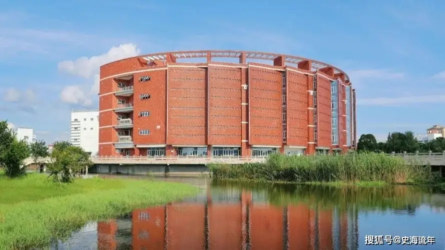 原創(chuàng)天價(jià)，四個(gè)饅頭賣了三萬塊！這不是一個(gè)關(guān)于美食的奇談