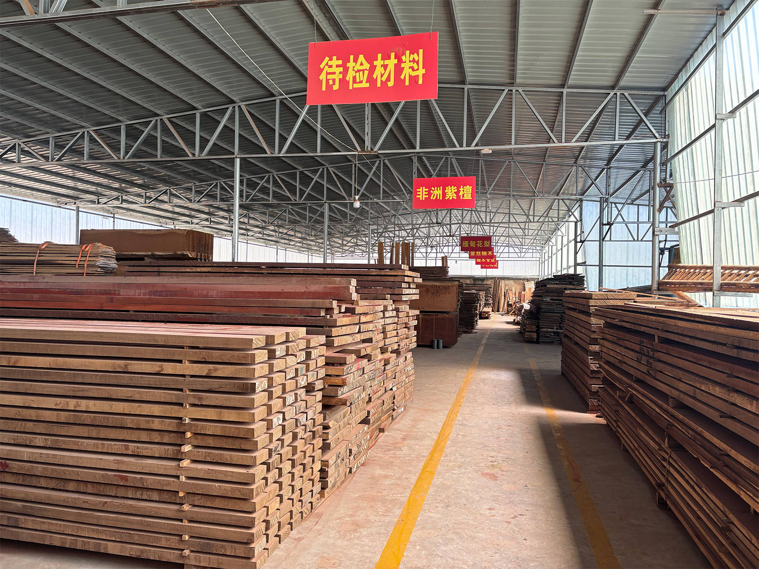 萊安華筑古建中式裝修5種常用材質(zhì)：非洲紫檀、緬甸柚木、緬甸花梨、小巴花、金絲楠木