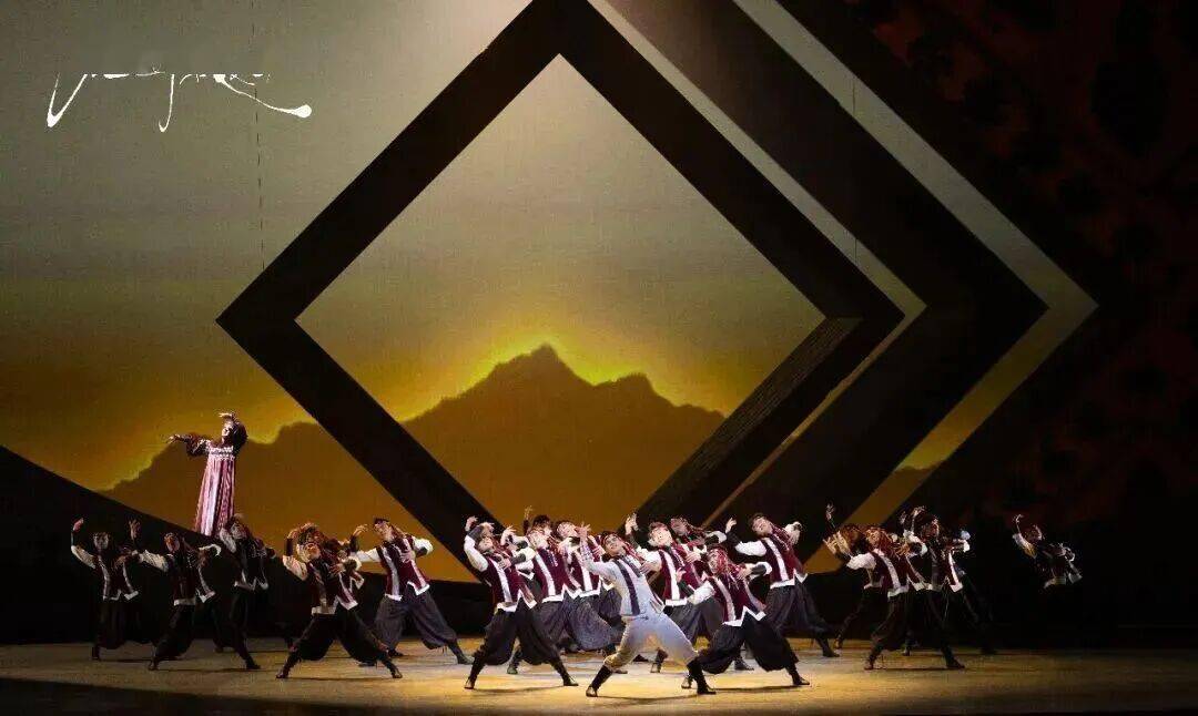 這部佟麗婭主演的舞蹈詩劇，用舞蹈書寫了民族的散文詩