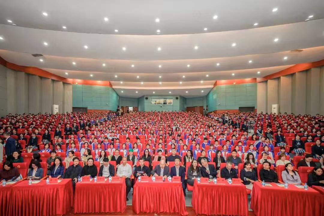 廣東再增一中學(xué)設(shè)“錢(qián)學(xué)森班”