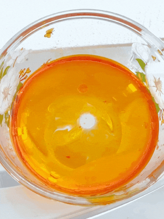 衣服不管染上什么，用這招都能洗掉！必須收藏~