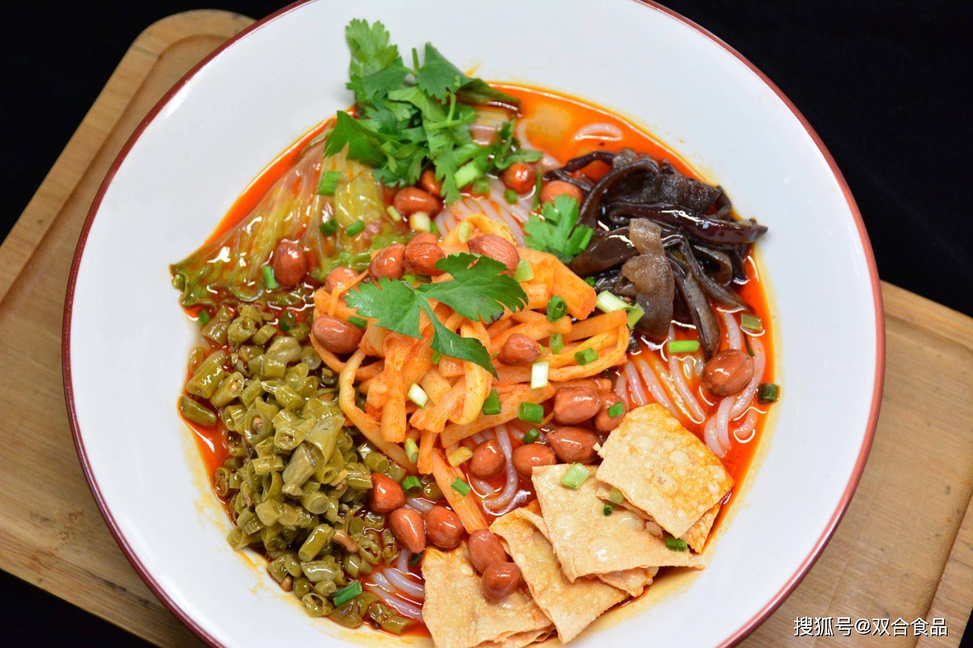 廣西人心中能稱得上廣西特色的美食有哪些？那可真是數(shù)不勝數(shù)，特色美食遍布廣西